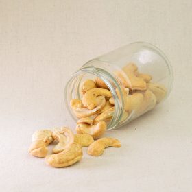 ROASTED CASHEWS